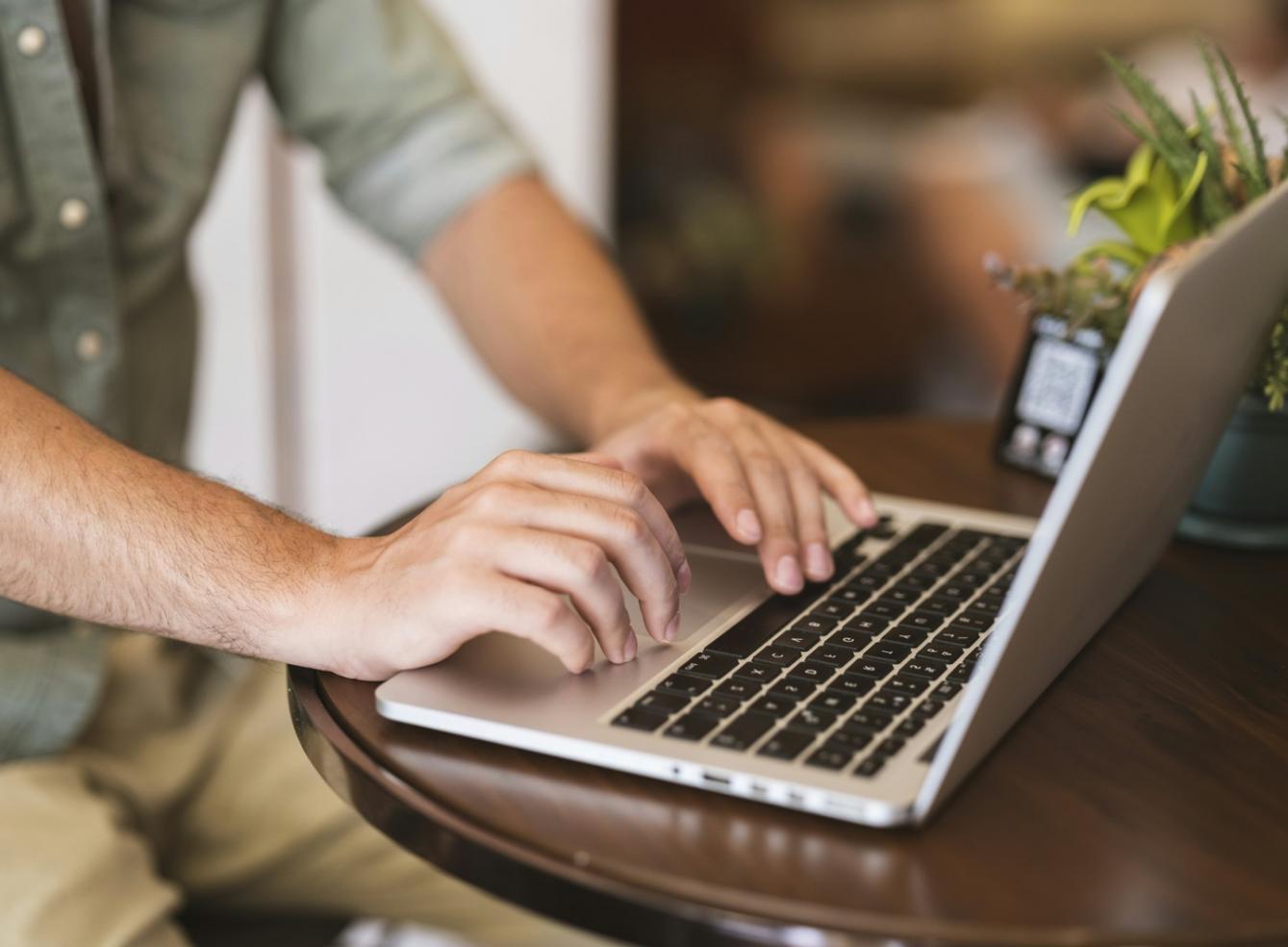 Protesi prostetica per personaggio teatrale